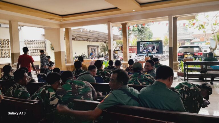 Dandim 0825/Banyuwangi Hadiri Vicon Penyaluran Bantuan Pangan dan SPHP Bersama Menhan dan Panglima TNI