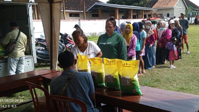 Pasar Murah Kodim 0825 Banyuwangi Jelang Penutupan TMMD 125