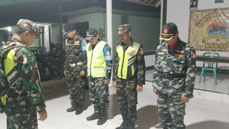 Sinergi TNI dan Banser di Kabat Patroli Malam Wujudkan Rasa Aman Warga