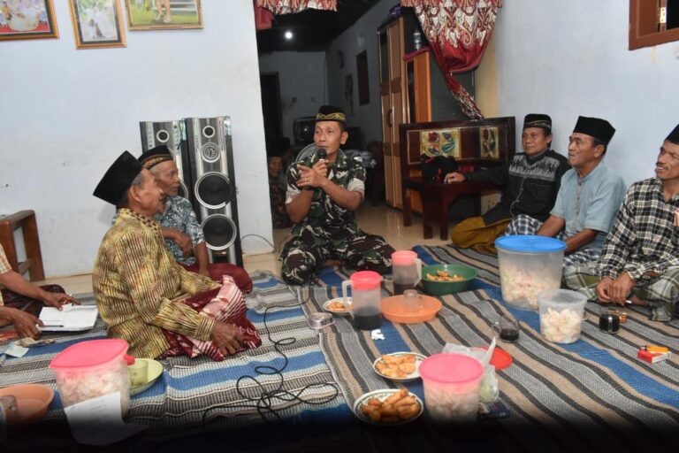 ‎Tahlilan Rutin Malam Jum’at di Suasana TMMD 126 Lebakharjo ‎