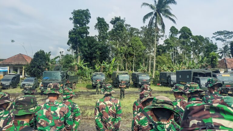 Dandim Lumajang Konsolidasikan Personel Gabungan Hadapi Dinamika Dampak Erupsi Semeru