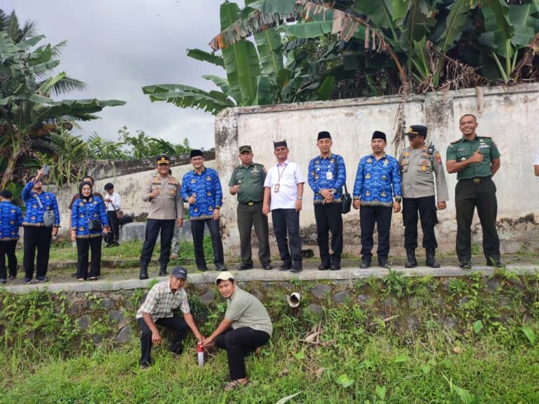 Kasdim 0825/Banyuwangi Hadiri Pencanangan GEMAPATAS di Desa Glagah, Tegaskan TNI Siap Dukung Penataan Batas Wilayah
