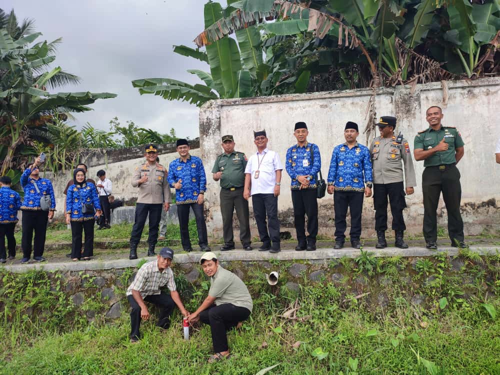 Kasdim 0825/Banyuwangi Hadiri Pencanangan GEMAPATAS di Desa Glagah, Tegaskan TNI Siap Dukung Penataan Batas Wilayah