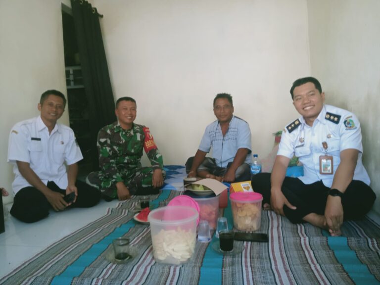 Sertu Didik Budi Prasetyo & Lurah Sobo: Ketika Kepedulian Menjadi Obat Terbaik