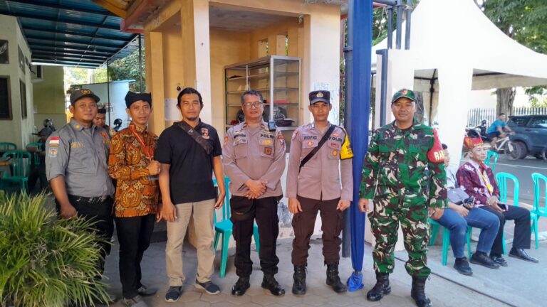 TNI–Polri Amankan Misa Natal di Gereja Maria Ratu Damai Banyuwangi, Ibadah Berjalan Khidmat