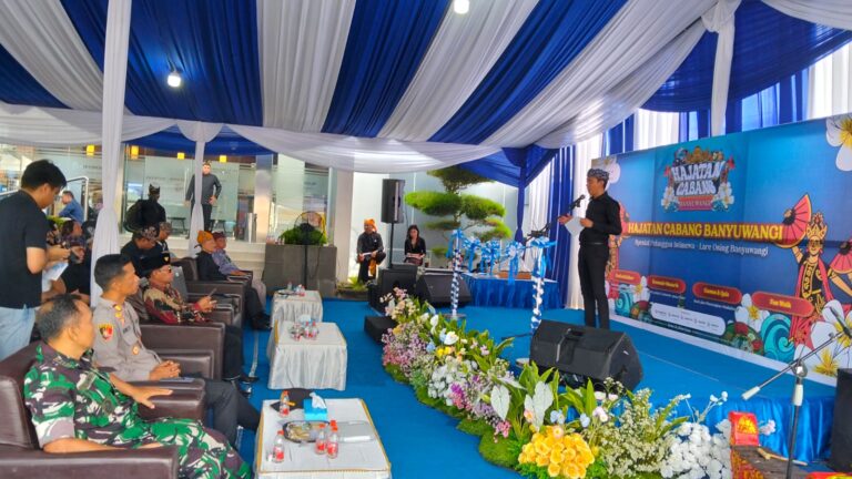 Danramil 0825/01 Banyuwangi: Hajatan FIF Group Perkuat Kebersamaan dan Kepedulian Sosial