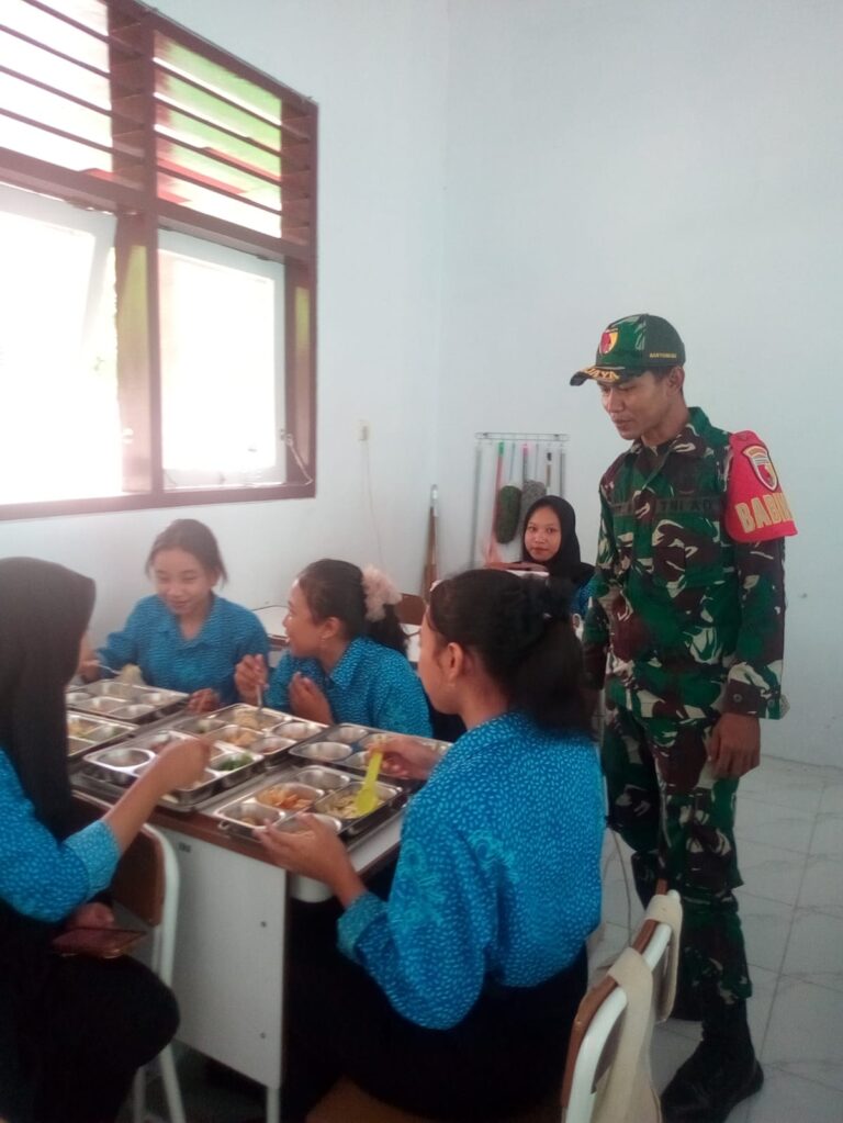 Serda Davit Hermawan Ungkap Semangatnya Dampingi Distribusi Makan Bergizi Gratis di Banyuwangi