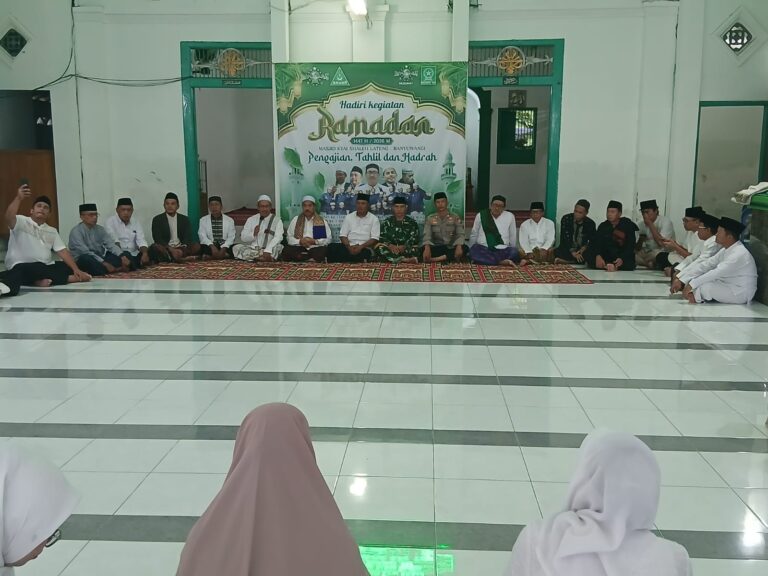 Danramil-01 Banyuwangi Hadiri Safari Ramadhan 1447 H di Masjid Kyai Shaleh, Perkuat Sinergi dan Kepedulian Sosial
