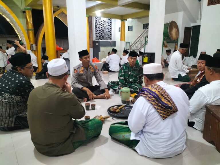 Safari Ramadhan 1447 H di Banyuwangi, Bupati Ipuk Perkuat Silaturahmi dan Kepedulian Sosial
