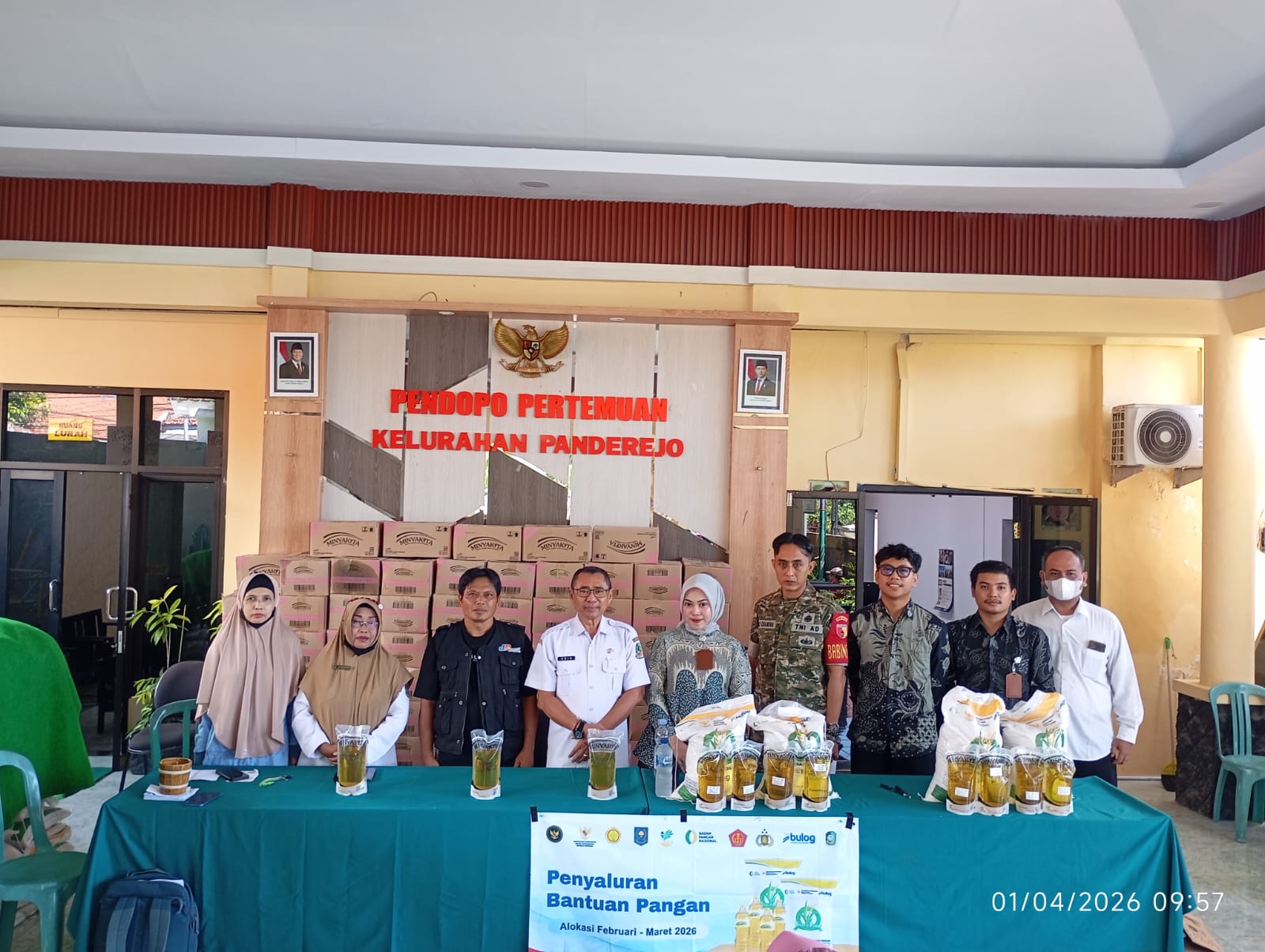 Penyaluran Bantuan Pangan di Kelurahan Panderejo Berjalan Lancar, Dukung Ketahanan Pangan Warga