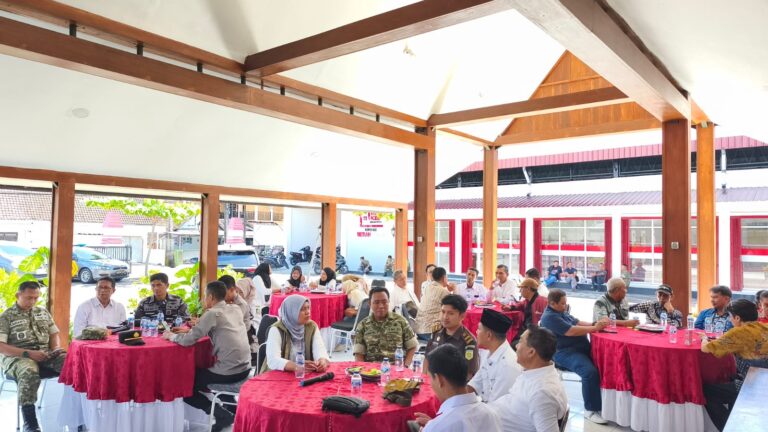 “Dari Banyuwangi untuk Indonesia, 1.061 Koperasi Diluncurkan Serentak: Presiden Prabowo Sebut Tonggak Sejarah Baru”