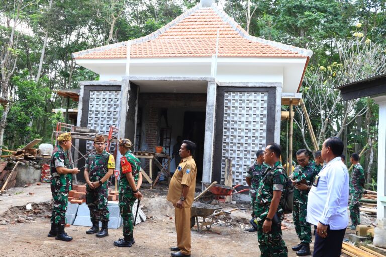 Tim Wasev Sterad TNI Tinjau Sejumlah Titik Pembangunan TMMD Ke-128 di Desa Brabe